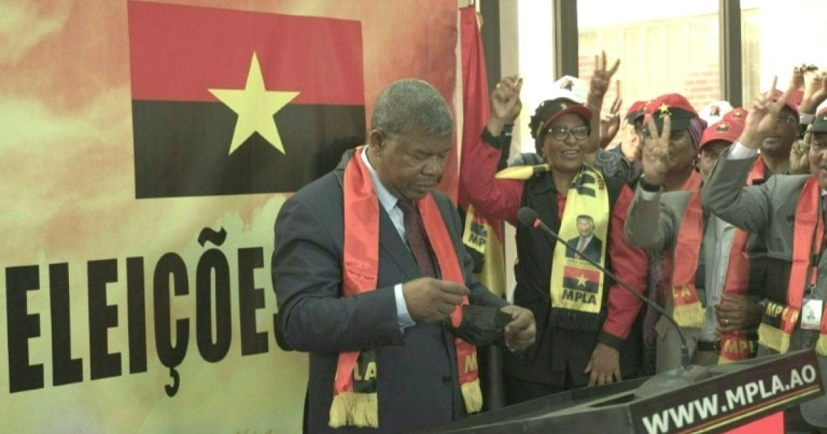 AFP | Angolan opposition to contest tightly fought vote